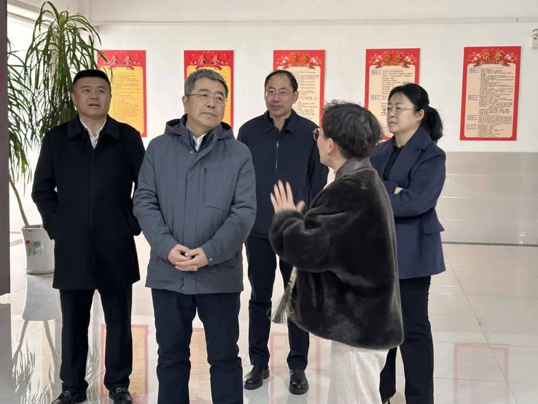 乌兰浩特市开学第一天纪实