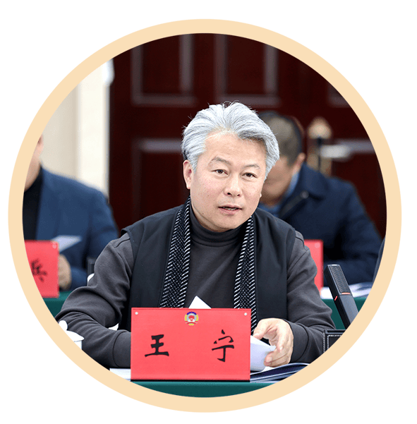 "自治区文化和旅游厅厅长蔡菊表示,各商会所在地也是宁夏旅游主要客源