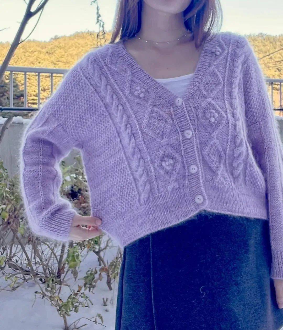 暖意洋洋多巴胺紫棒针毛衣外套