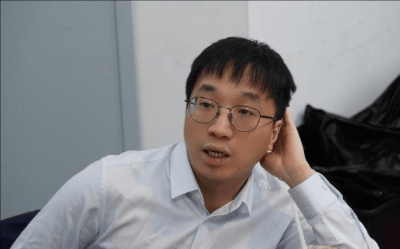 LPL焦点战：TES与AL的教练智慧对决，谁能更胜一筹？