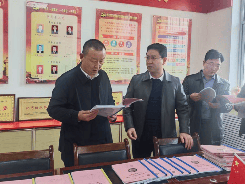 市教育局督导检查庄浪县春季开学工作