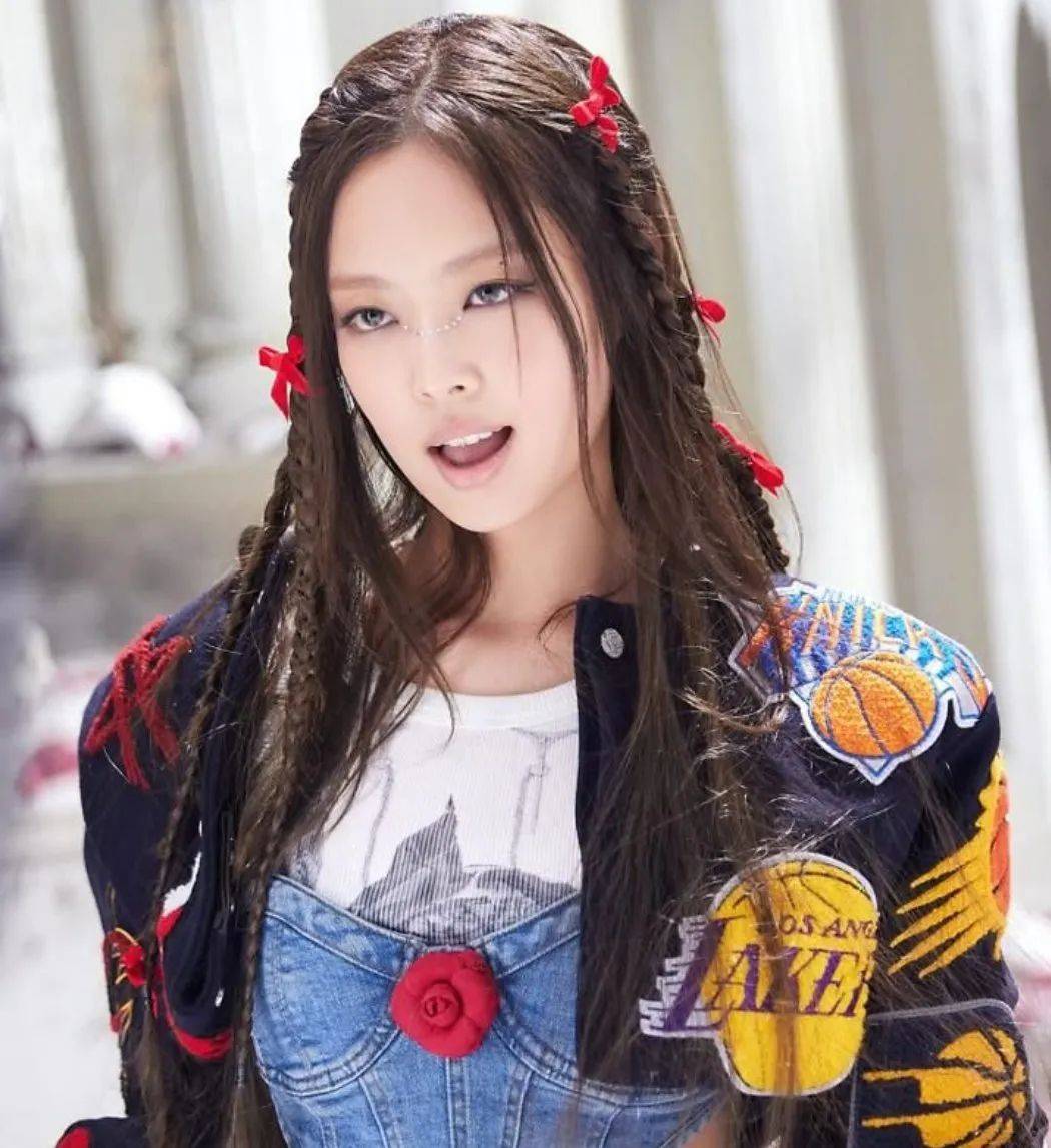 金珍妮打败麻辣鸡!嘻哈音乐东升西降,娱乐业百年未有之大变局