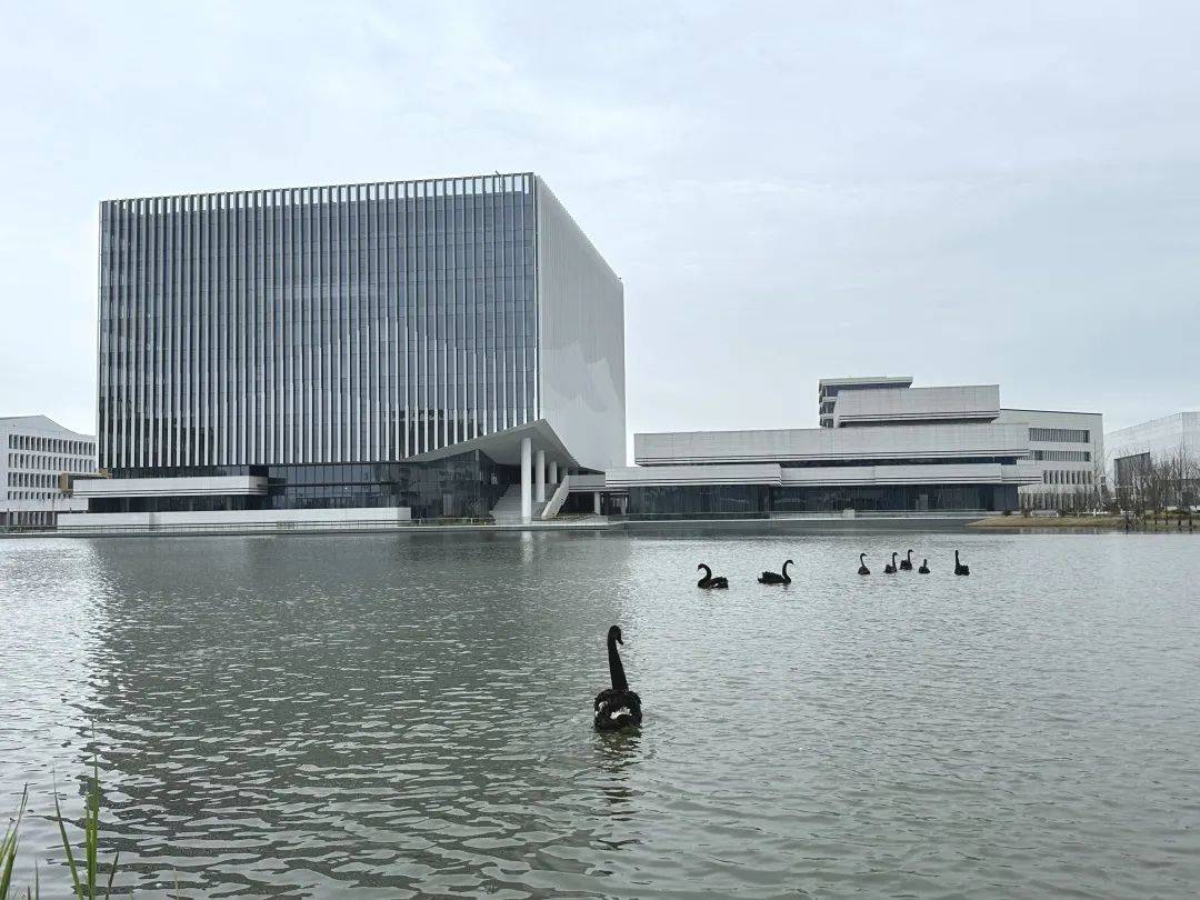 南航天目湖校区来了"稀客"!
