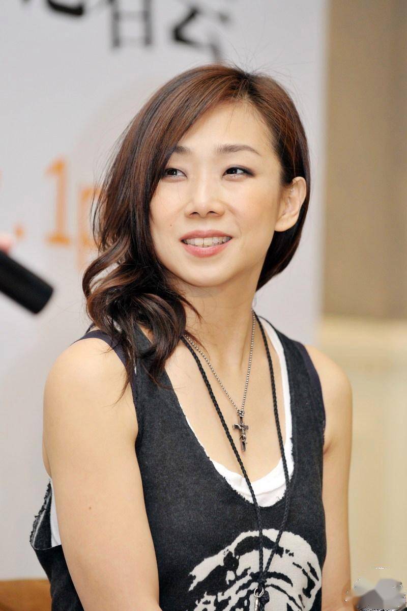 重温林忆莲:十首金曲,一段时代的音乐情书