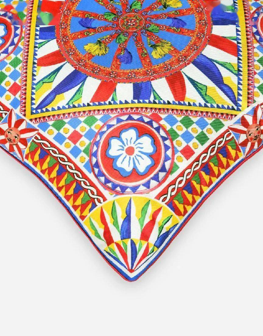 杜嘉班纳西西里风情跃然家居,d&g织就意式生活新篇章