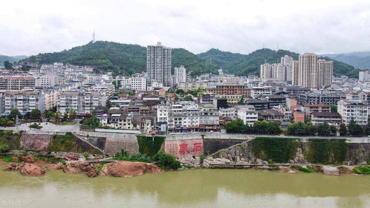 安康石泉县:一座藏在秦巴山间的宝藏小城!