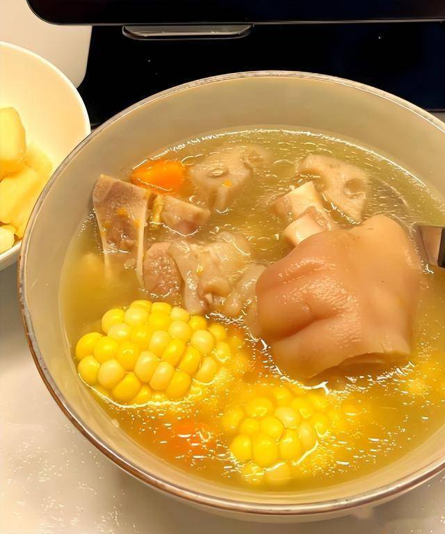 50 岁男性健康秘诀：四道高锌佳肴大揭秘，高锌食物助力，50 岁男性重拾年轻活力