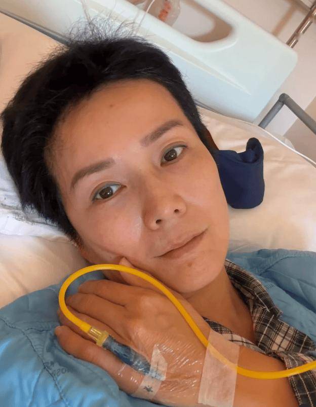 曾经港姐季军，如今抗癌路上盼与女儿长相伴