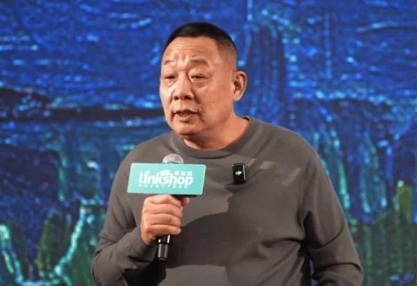 雷军等大佬都学的胖东来，创始人揭秘实体商业弊病根源