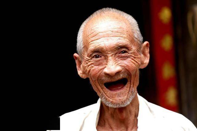 长期吃香蕉，老年人身体的惊人变化