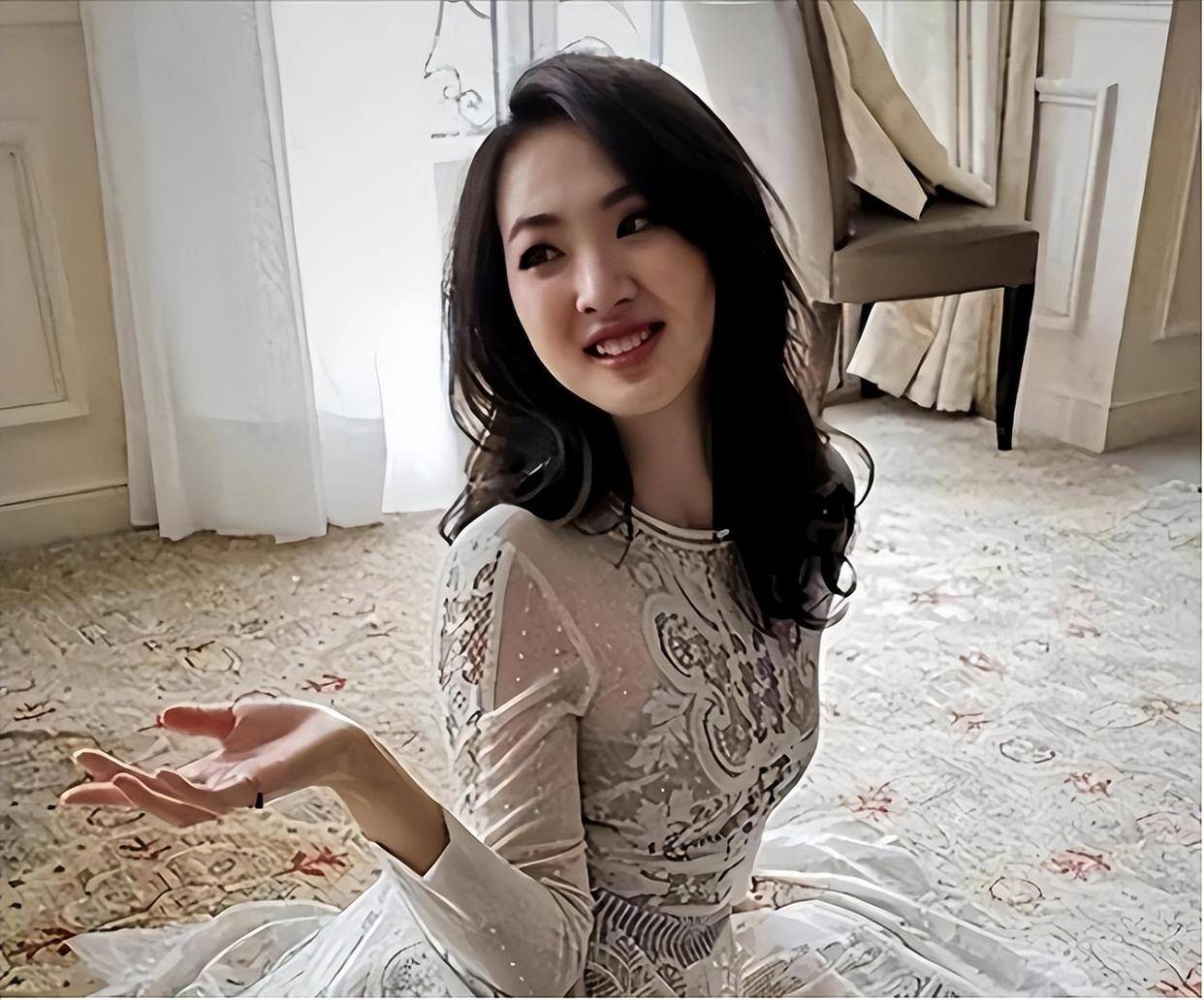 姚安娜逆风翻盘,任正非罕见点赞二女儿,孟晚舟表示不惊讶