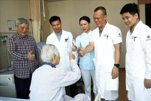 揭秘！不易患癌老人的神奇习惯