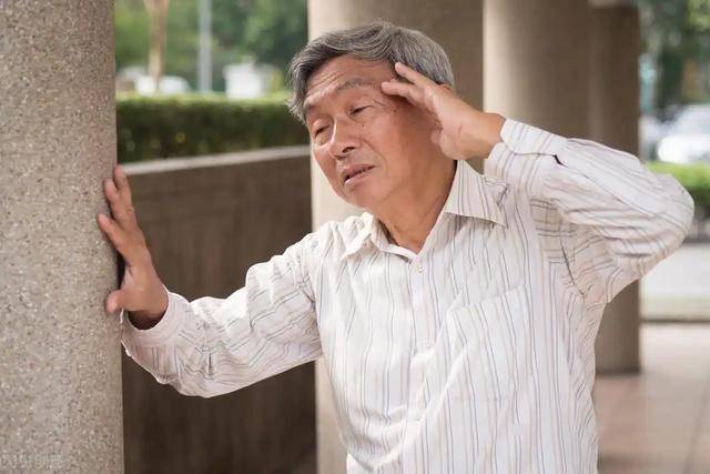 高血糖人群午睡指南：细节决定健康，高血糖人群午睡，可能带来这些身体变化！