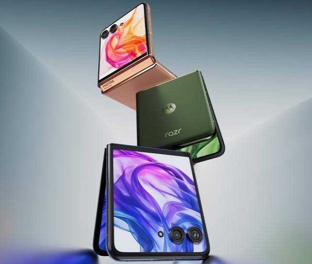 摩托罗拉moto razr 60 Ultra入网，折叠屏体验再升级，moto razr 60 Ultra获入网许可，折叠屏手机市场再添猛将