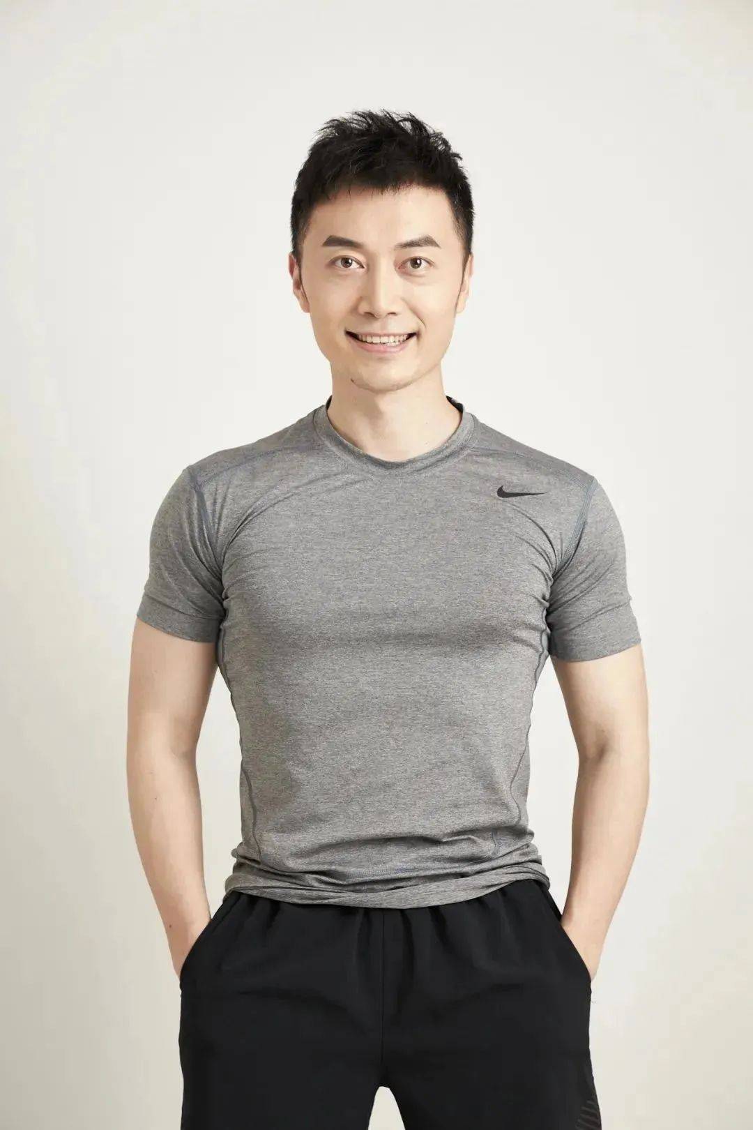 43岁女星突然自曝,网友震惊:怎么会是他