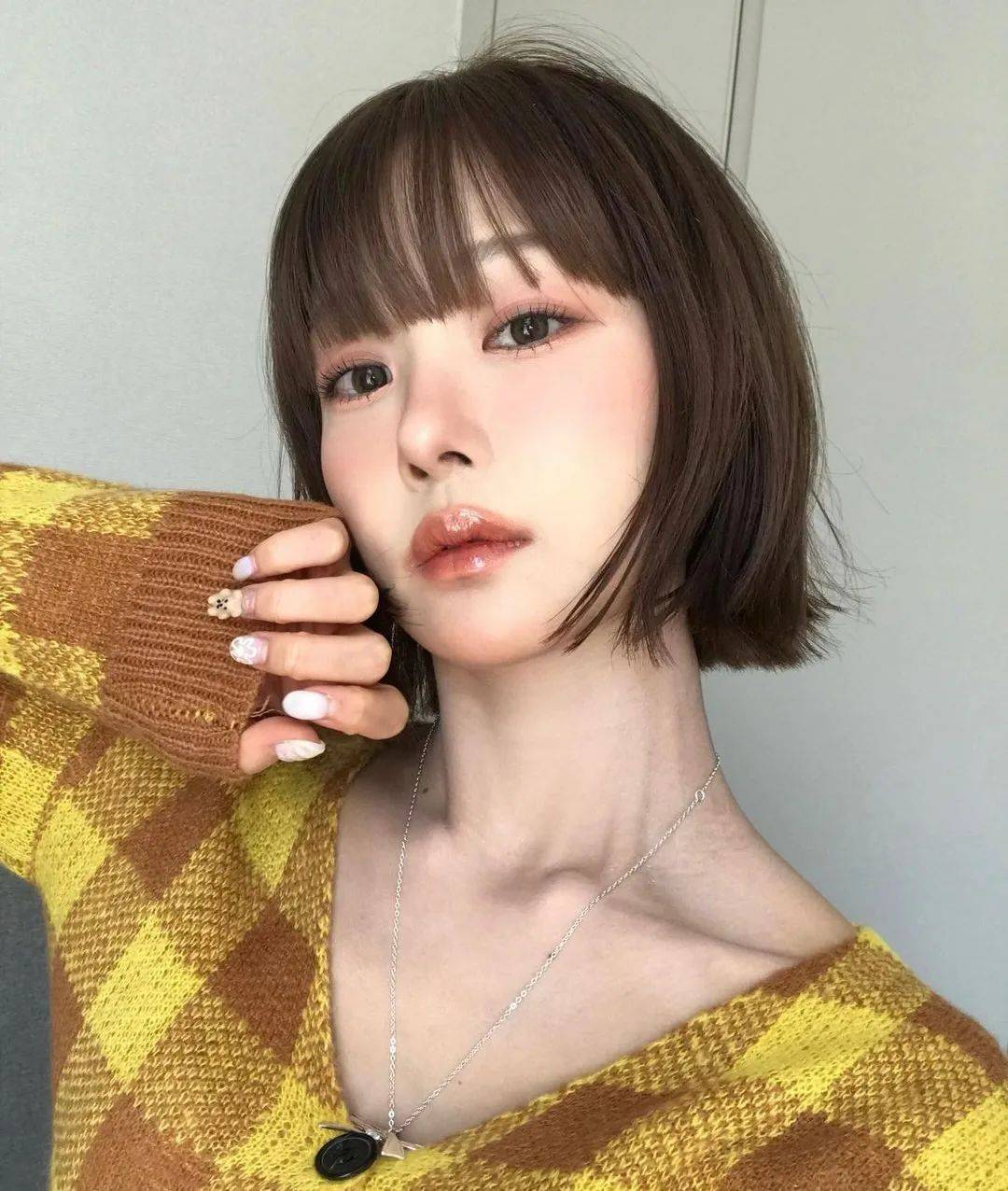 短发女生最自信