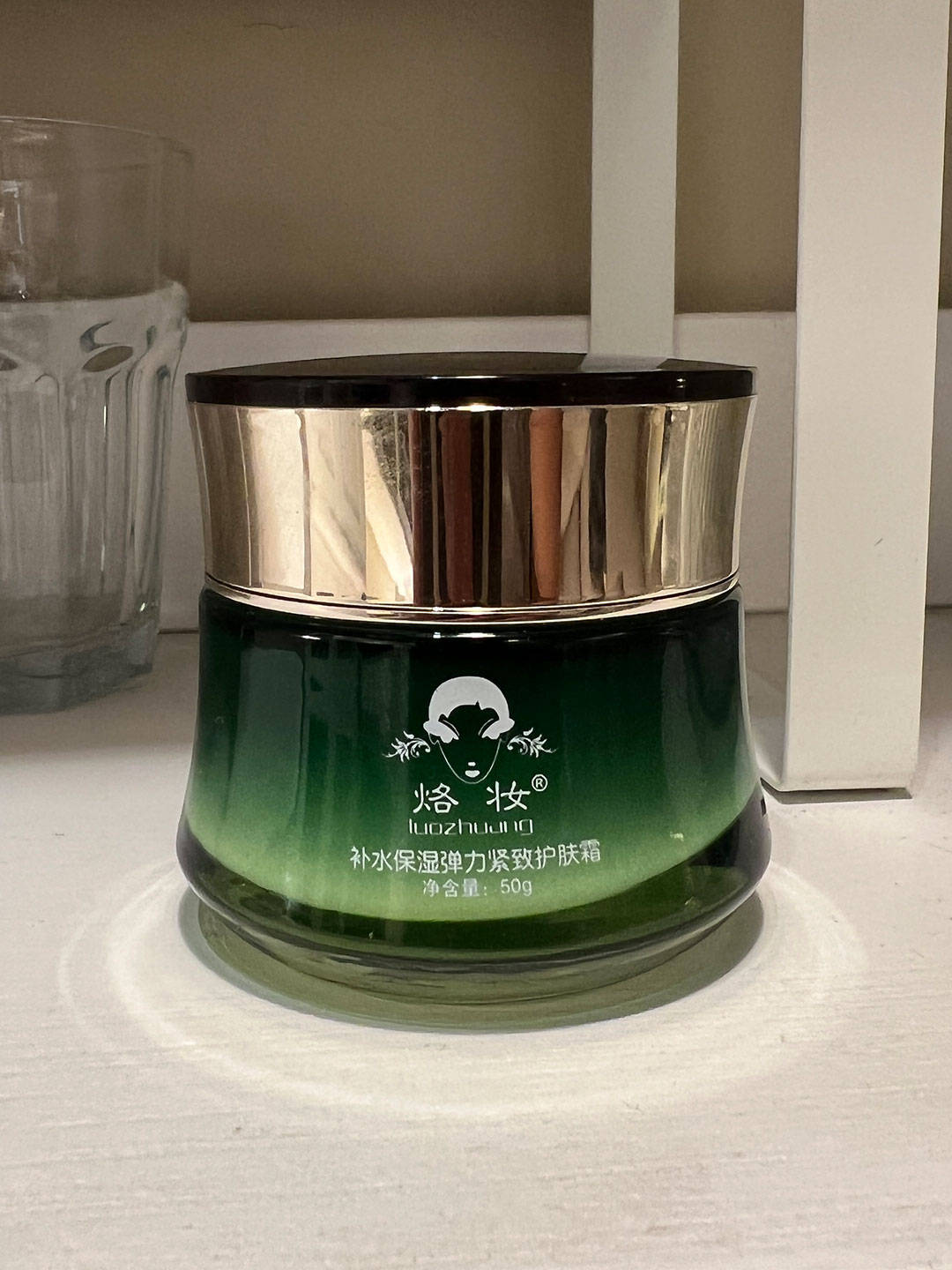 去皱霜哪个牌子好?抗皱紧塑上扬轮廓
