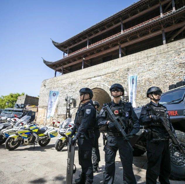穿越情景剧、硬核装备零距离、主题毅行…让反恐知识“活起来”！_防恐_宣传_浙江省
