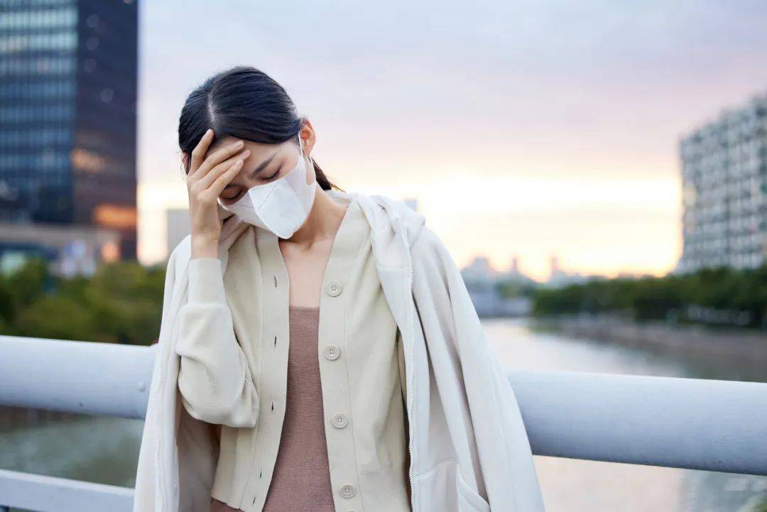 低血糖是“寻求帮助”，“三个防御和三个救援