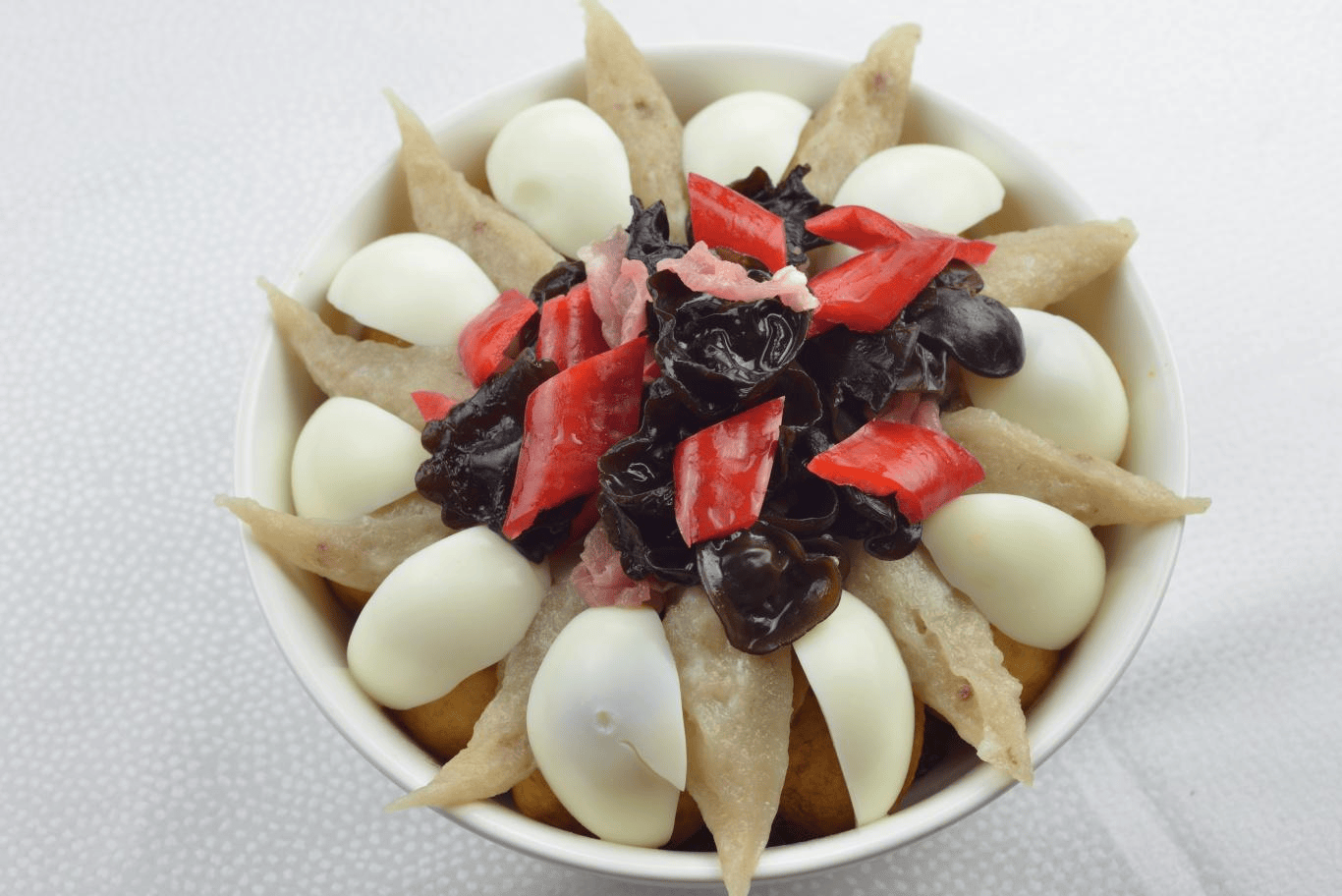 千年“怀素佛塔”:衡东“头碗”里的狂僧传说与美食匠心_道菜_猪脚_狂草