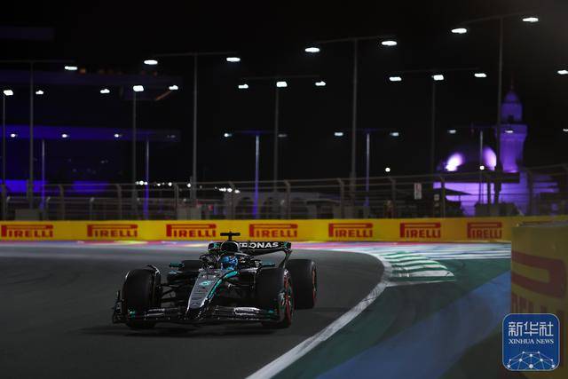 F1沙特大奖赛排位赛精彩回顾：维斯塔潘再夺杆位