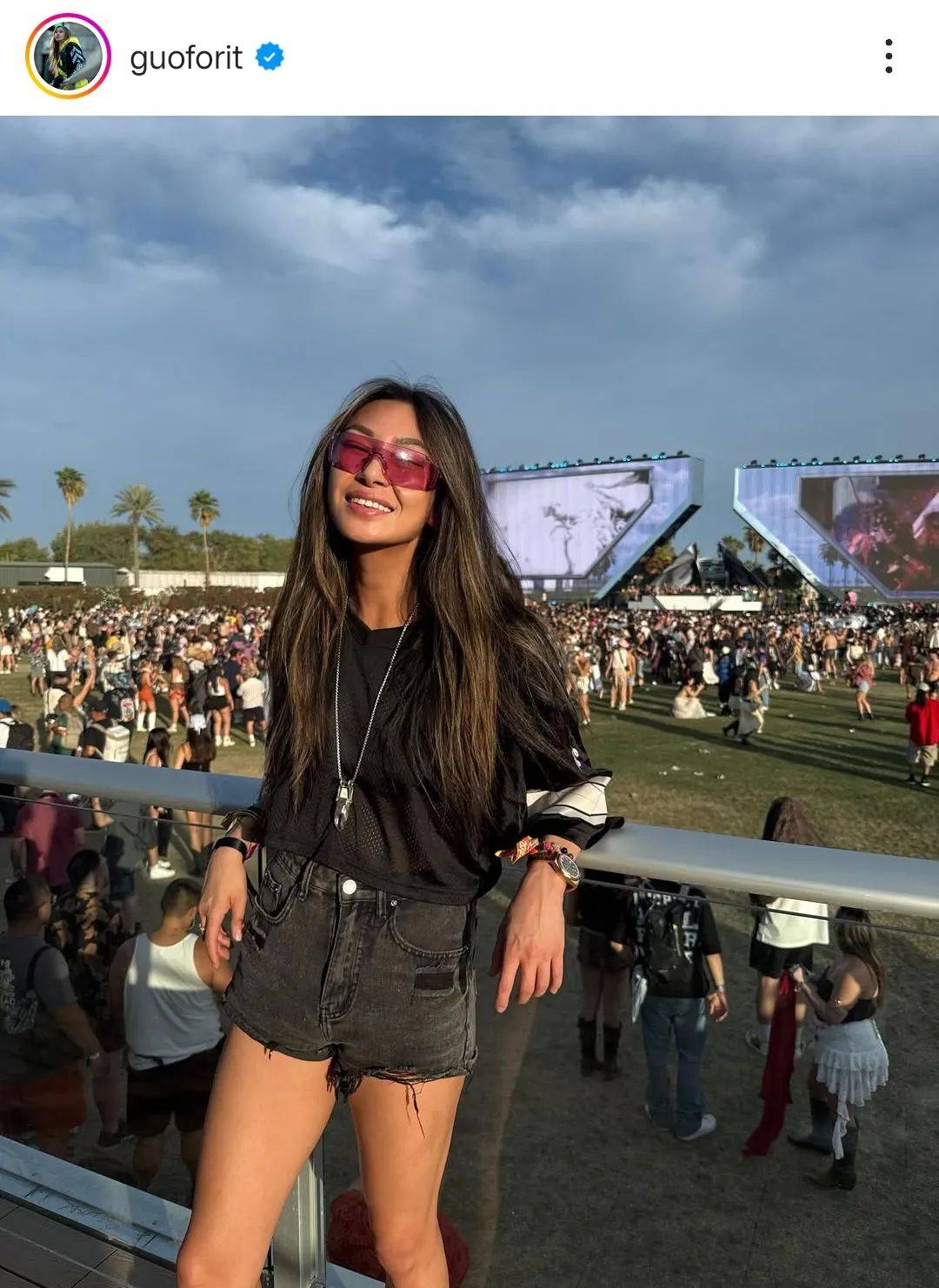 CMU辍学创业，她成了全球最年轻白手起家女亿万富翁！_搜狐网