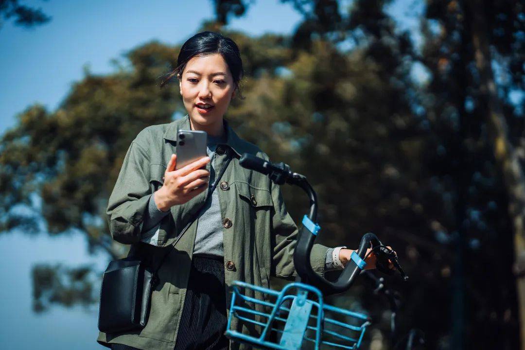 被“勒索”1000元后，租手机的年轻人后悔了