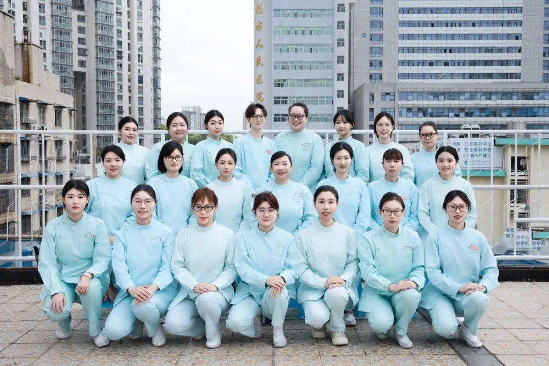 护士节特刊专业协作人文生命守护者重症医学科护理团队纪实