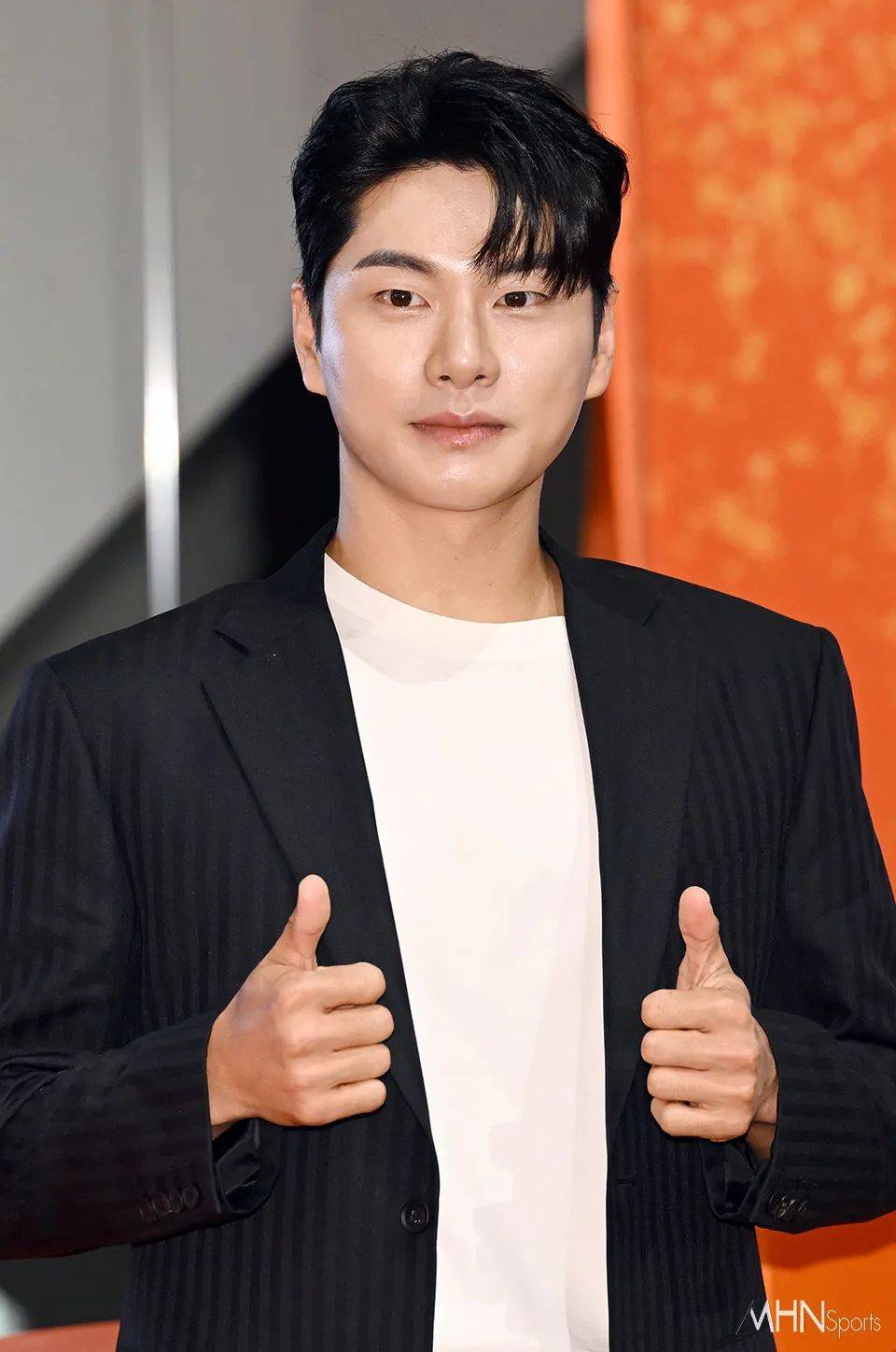 从无家可归到走红荧屏!韩国男星自曝崔丹尼尔十年前雪中送炭