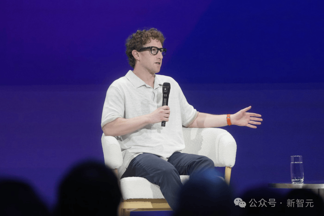AI逼疯七巨头，马斯克们深陷中年危机！
