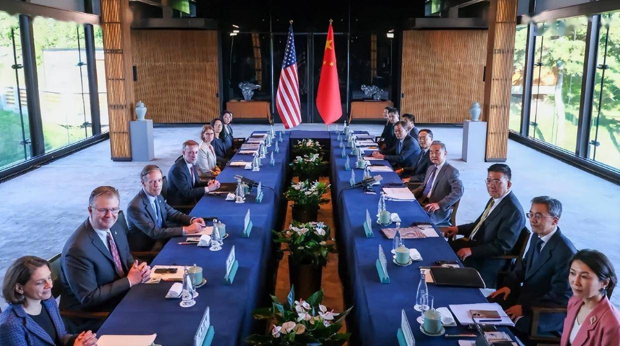 中美日内瓦 16 小时谈判结束,美国被迫退让,道指狂飙300点