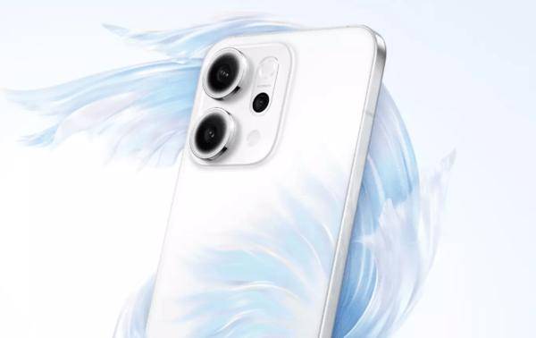 OPPO Reno14系列发布 全系标配潜望长焦 2799元起