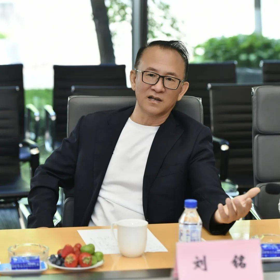 园区快讯丨长江商学院辽宁校友会会长王野,名誉会长刘铭带队赴沈阳