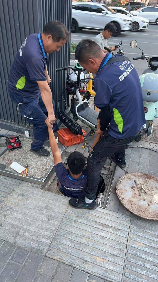 网络保障"零断点"!陕西移动西安分公司抢修一线的昼夜奋战