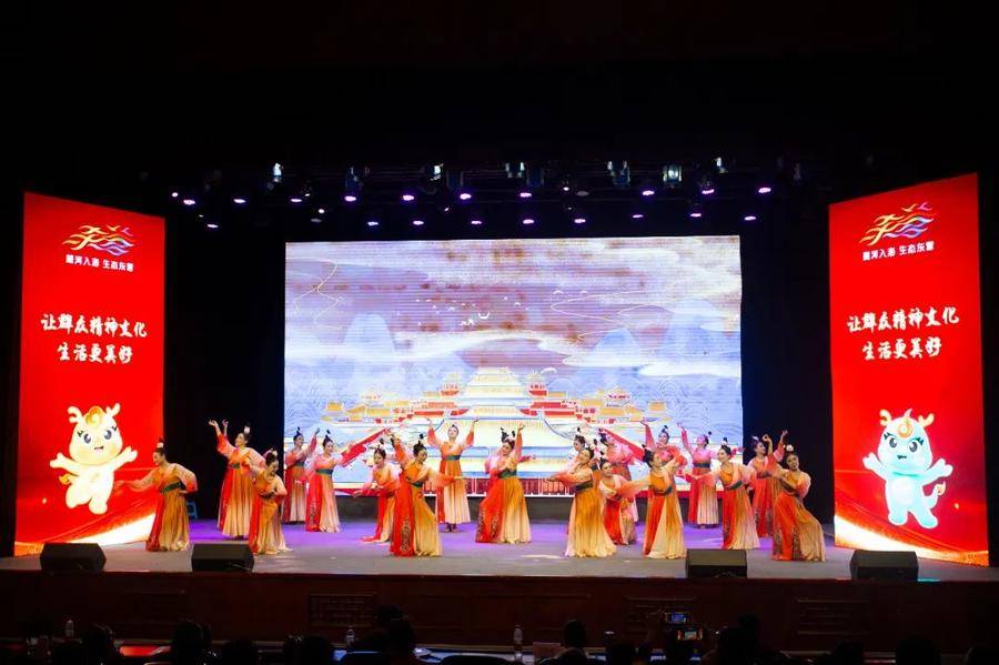 2025年全市社会文艺团体优秀作品展演圆满完成