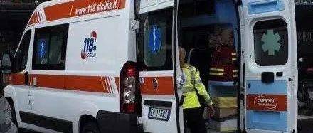 中国游客在意大利突遭车祸,致1死2伤_重伤_沟通_抢救