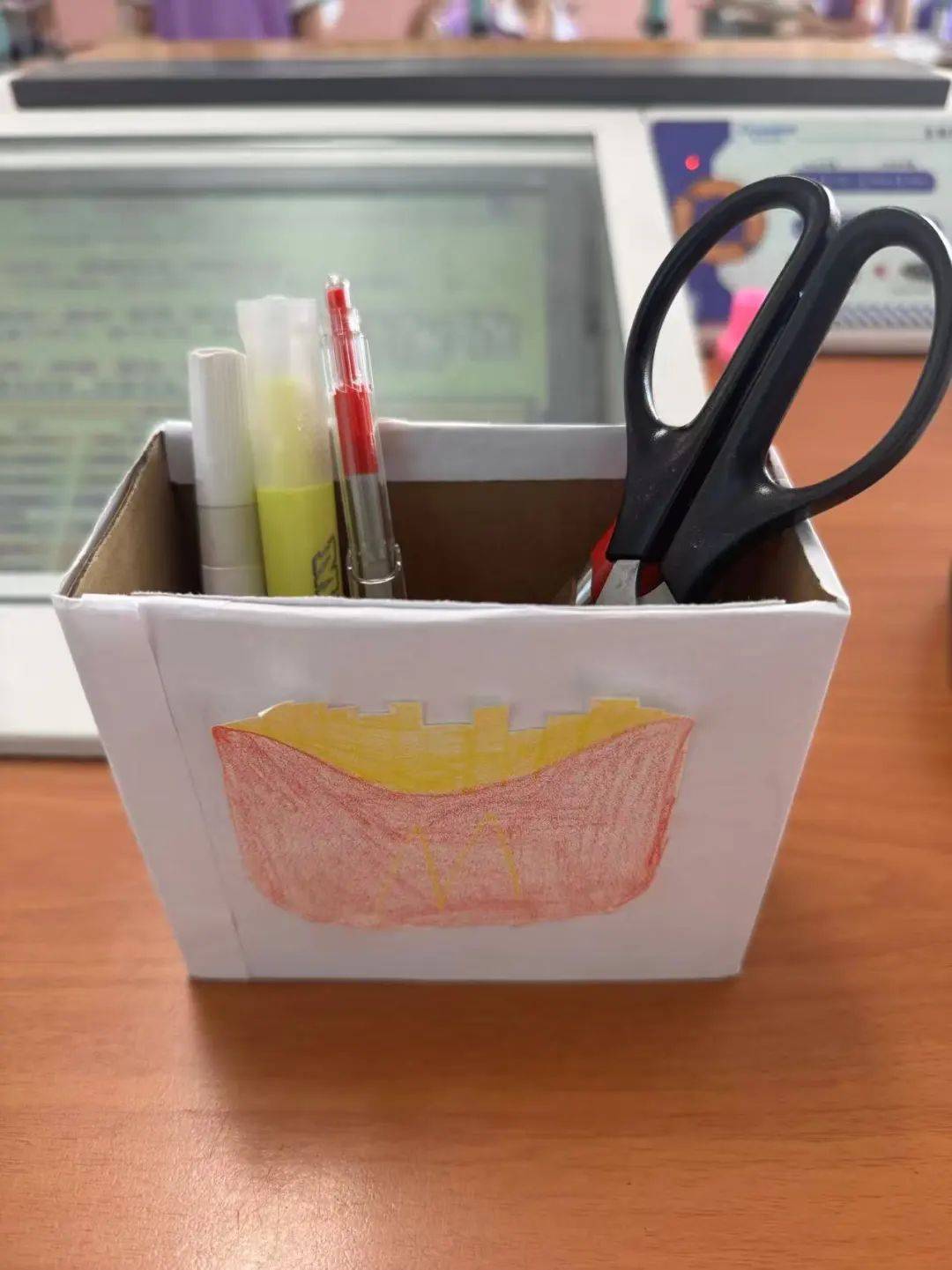 校园动态丨华新小学开展"发现美好 变废为宝"手工创意征集大赛活动