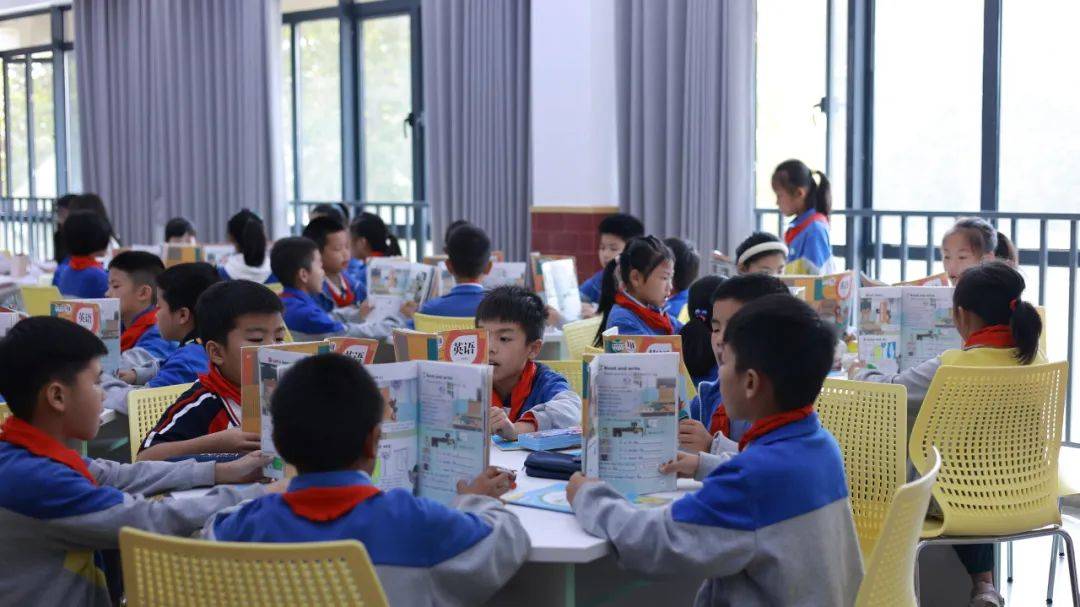 桐乡市河山镇中心学校:锦绣河山 诗意成长