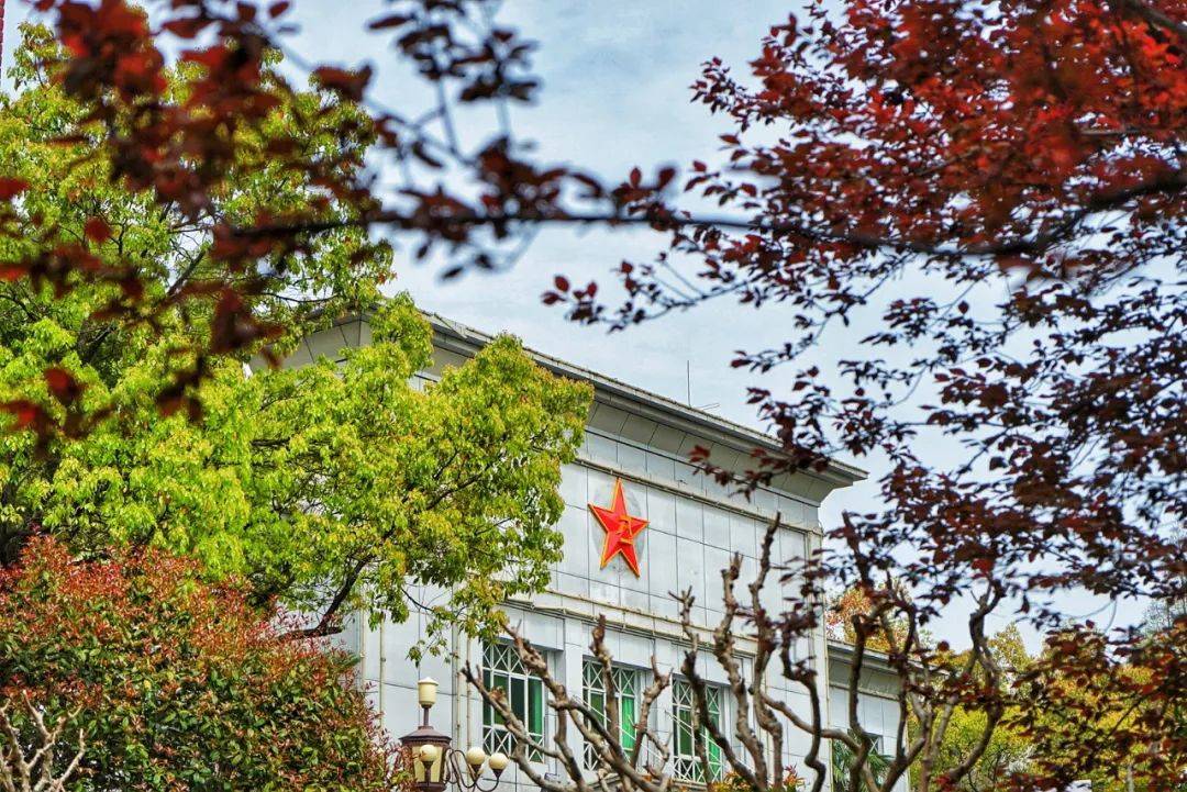 信息支援部队工程大学首次面向社会招生