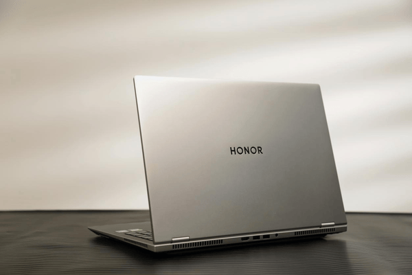 荣耀MagicBook Pro 16 2025评测：轻薄与性能大和解？荣耀再造全新轻薄静音游戏本