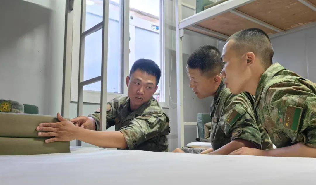 仪式感满满!他们这样迎接新兵下连