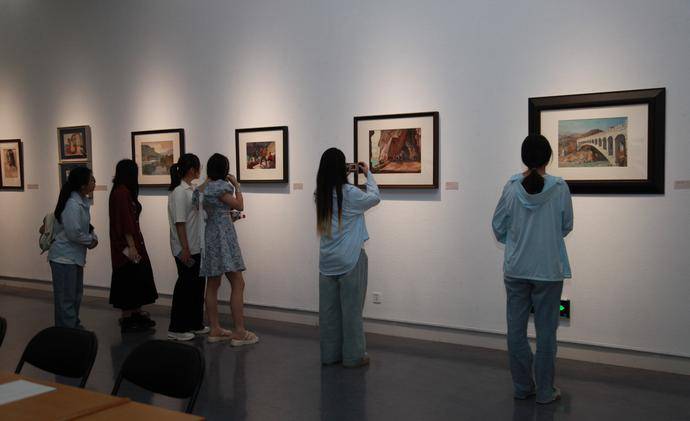 来免费观展吧！“守望与在场——毛本华艺术研究展”开幕__来免费观展吧！“守望与在场——毛本华艺术研究展”开幕