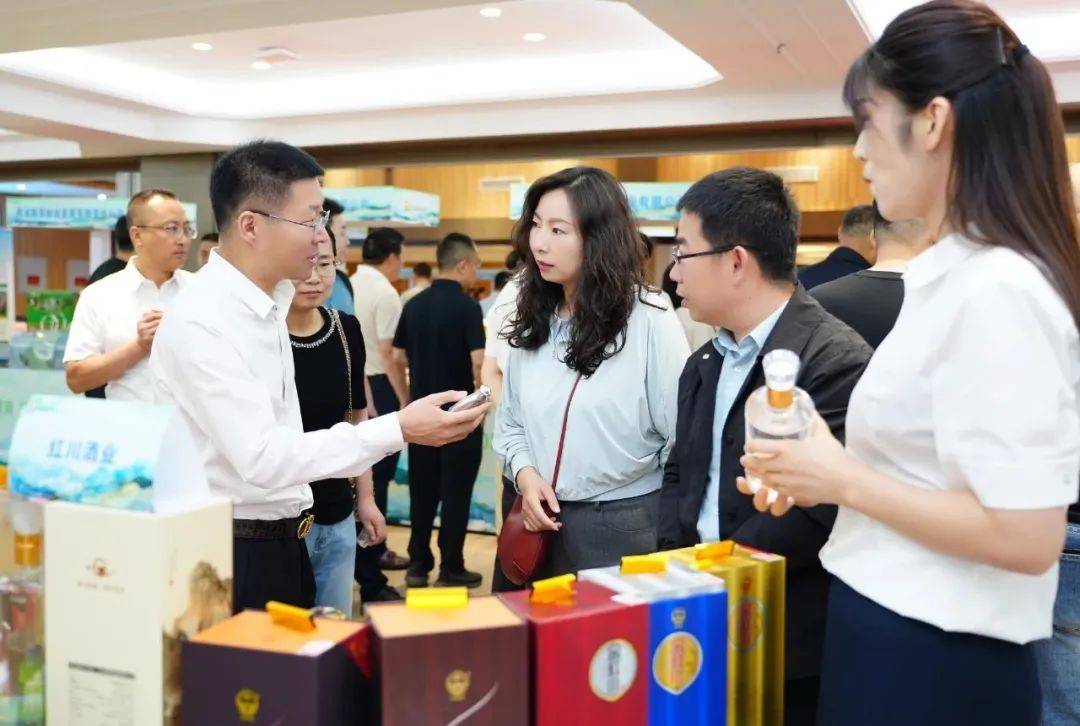 甘味入京！陇南农特产品推介会，红川美酒成