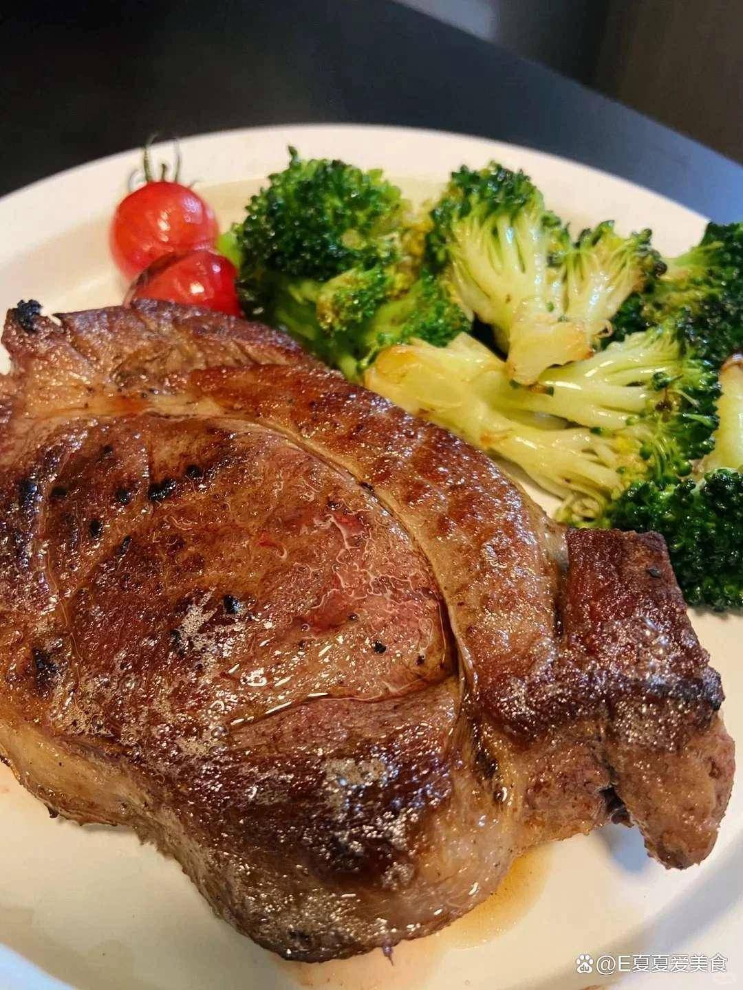 美食爱好者必看！蘑菇与牛排的天作之合，在