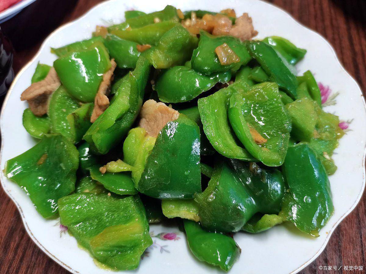 黄瓜炒肉有啥玄机？掌握关键步骤，让家常菜