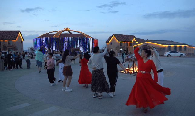 _乡村篝火晚会活动策划_乡村篝火晚会