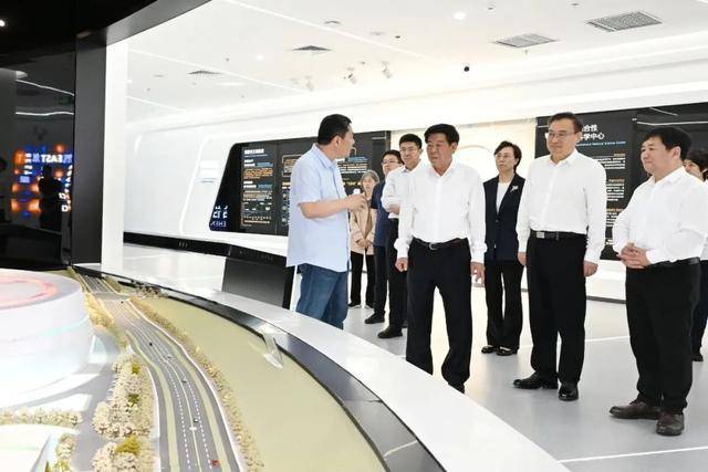 蜜源在线观看视频在线观看:中央指导组组长、安徽省委书记，一同外出调研