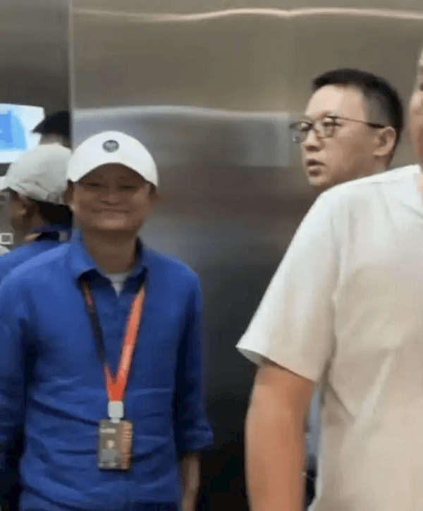马云现身饿了么办公区，淘宝闪购日订单破6000万