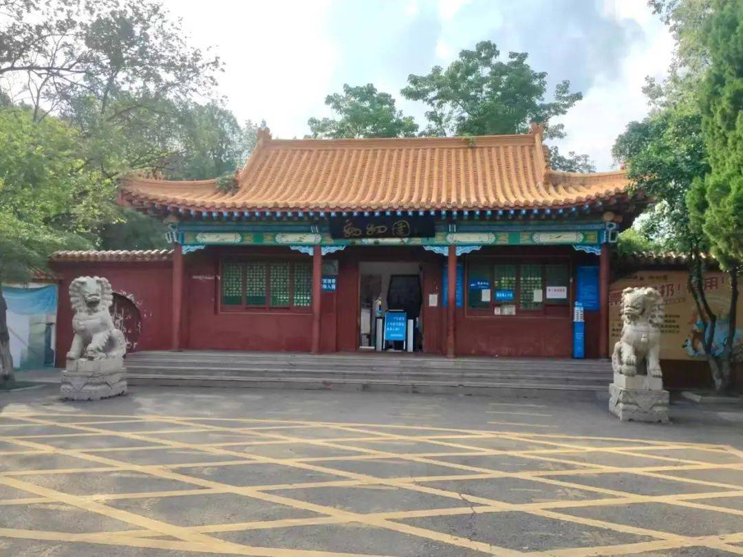 平顶山河滨公园动物园被举报用个人收款码收门票上千万元(图1)