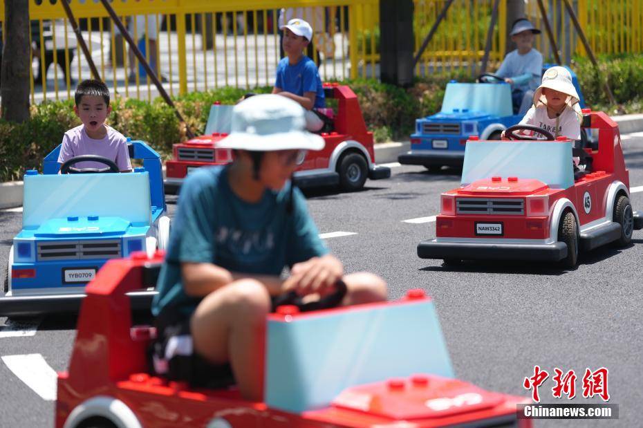 上海乐高乐园迎来盛大开园 上海乐高乐园迎来盛大开园